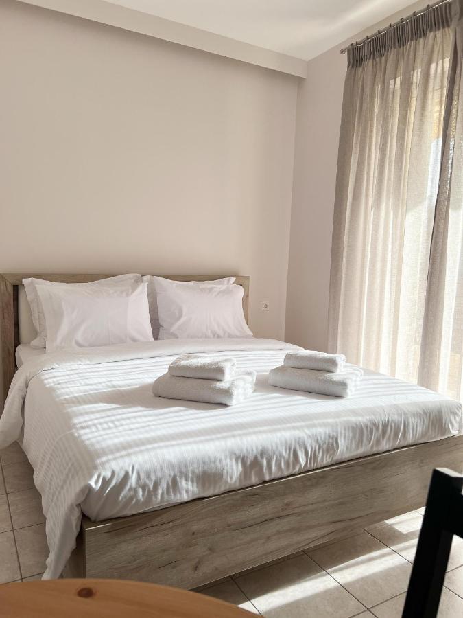 Clio City Center Apartments Ioannina Bagian luar foto