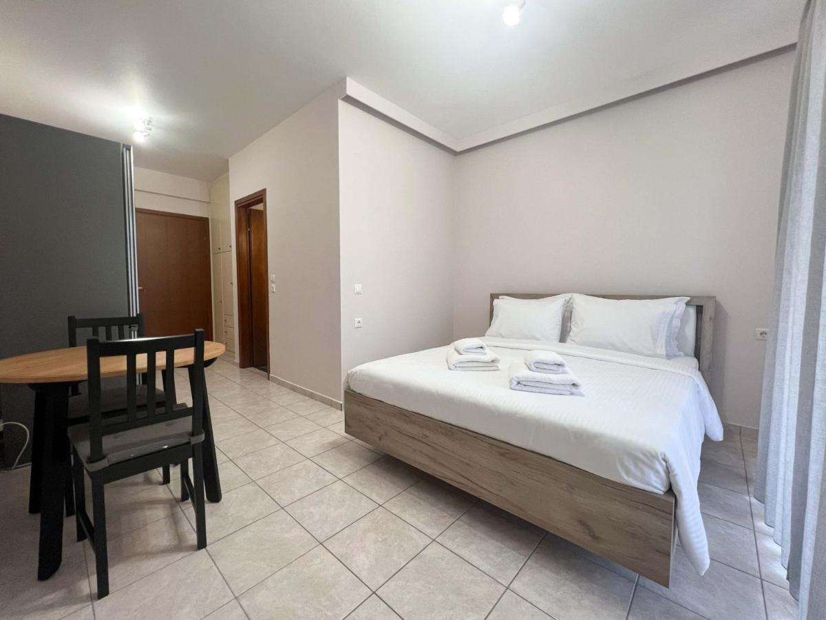 Clio City Center Apartments Ioannina Bagian luar foto